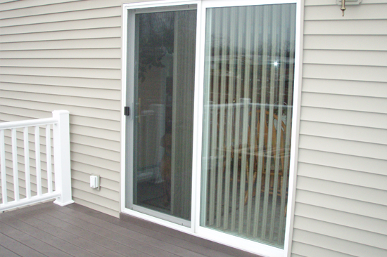 Poway-screen-door-repair